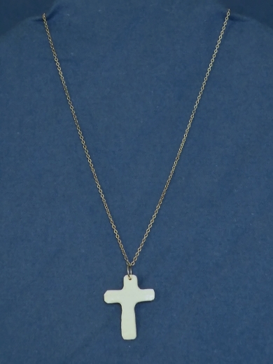 Kette mit Kreuz